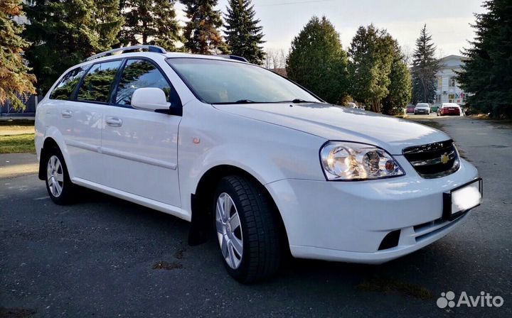 Крыло правое Chevrolet Lacetti 2003 белое