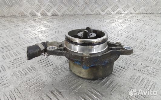 Насос вакуумный BMW X5 E53 (3KR15KX01)