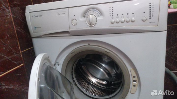 Стиральная машина Electrolux бу