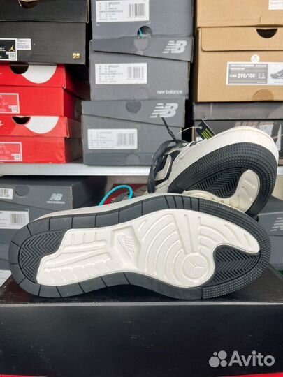 Air Jordan 1 Elevate