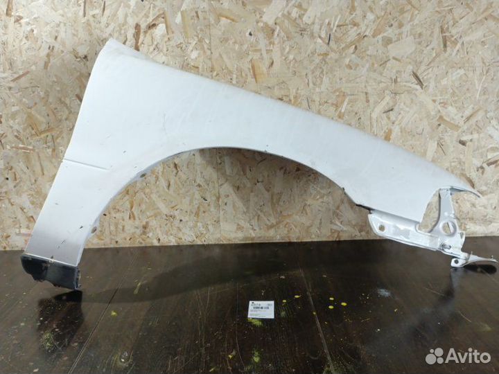 Крыло переднее правое Toyota Sprinter