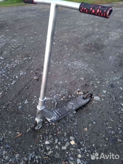 Трюковой самокат