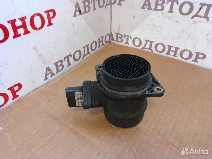 Датчик массового расхода воздуха Volkswagen Sharan