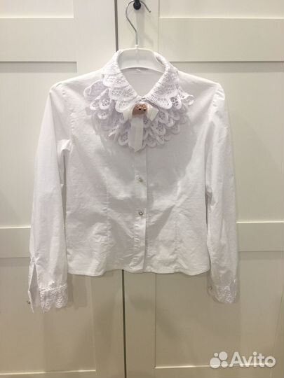 Школьная блузка белая