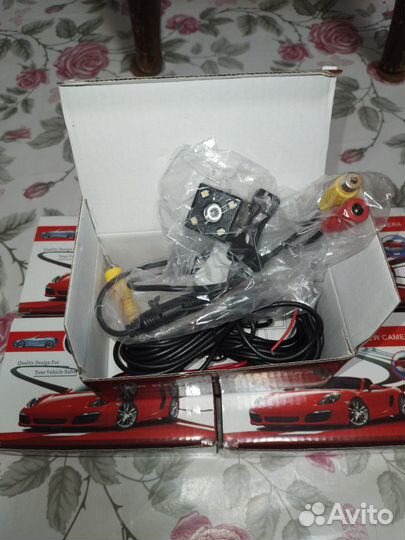 Камера заднего вида полный комплект, новые