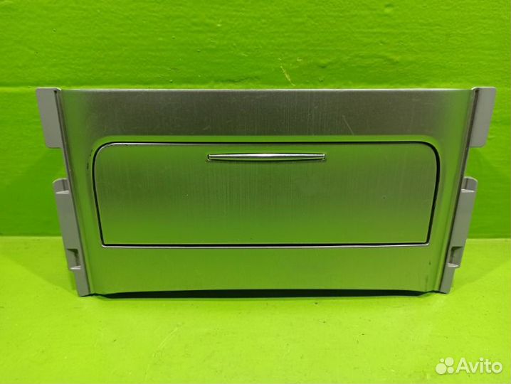 Накладка центральной консоли Toyota Land Cruiser