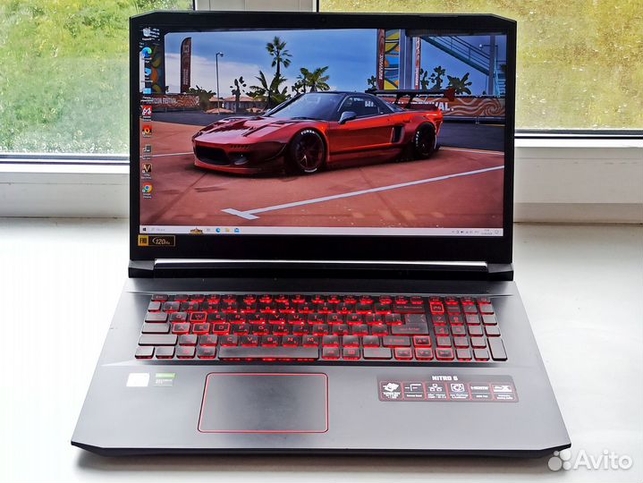 Acer Nitro 5 / 17.3 / Core i7 10750h / GTX 1650