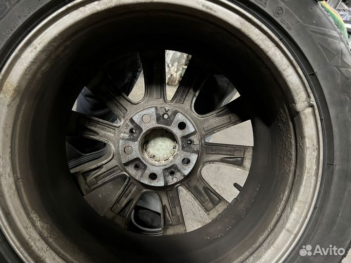 R17 Bridgestone Ice Cruiser 7000 225/50, PCD 5x120 DIA 72.6