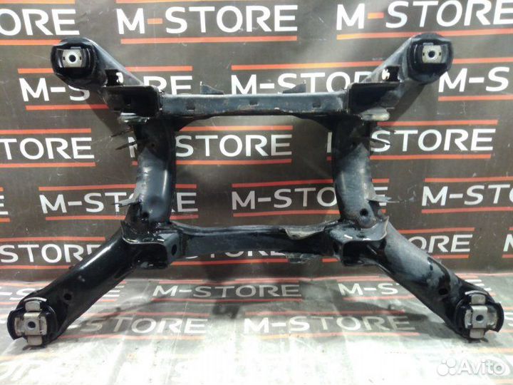 Балка поперечная (подрамник) задняя Mercedes-Benz