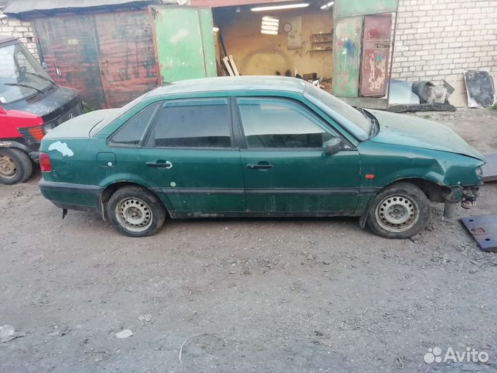 Запчасти на volkswagen passat b4