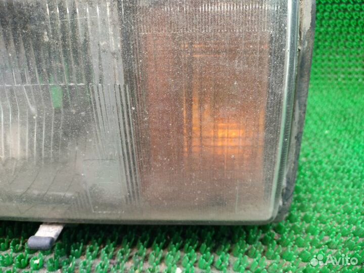 Фара передняя левая Лада 2105 2000