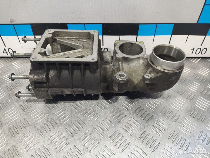 Часть Б/У Турбокомпрессор om.271002