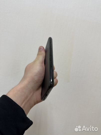 iPhone 11 Pro, 64 ГБ