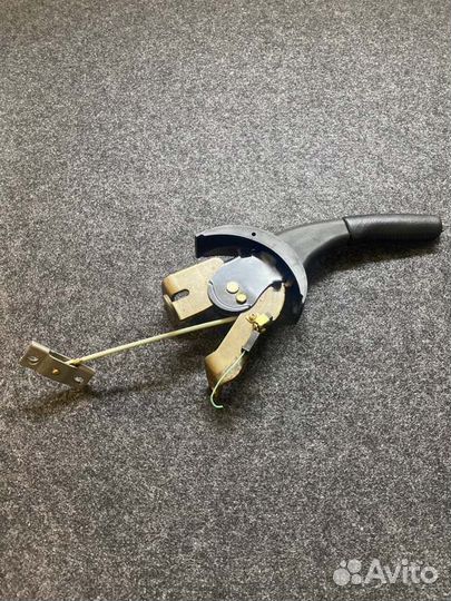 Рычаг стояночного тормоза Mitsubishi Lancer 9 4G18