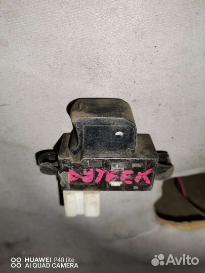 Кнопки стеклоподъемника субару аутбек б14