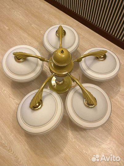 Люстра потолочная бу