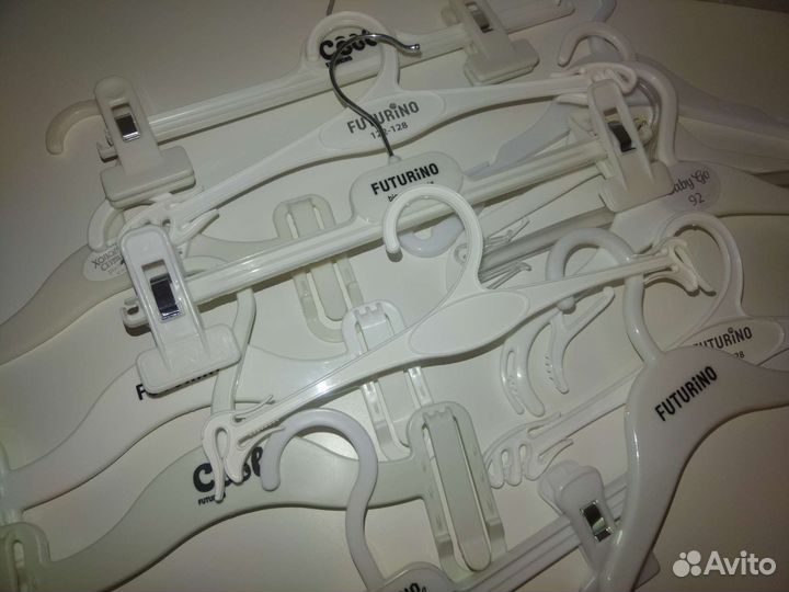 Вешалки плечики для одежды