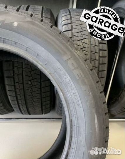 Pirelli Formula Ice FR 215/55 R18 99H