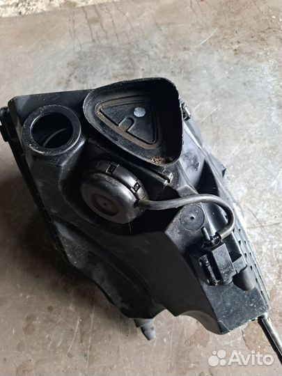 Корпус воздушного фильтра Audi A6 C6