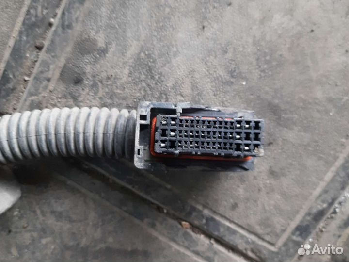 Электропроводка салона дверей Hyundai Avante md