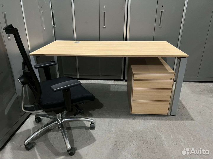 Стол Bene регулируемый по высоте 20 шт