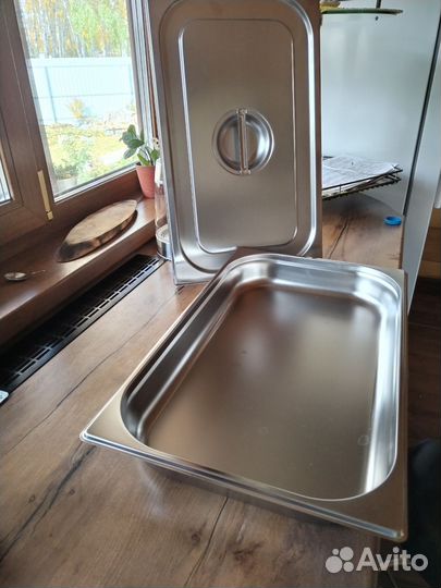 Гастроемкость с крышкой