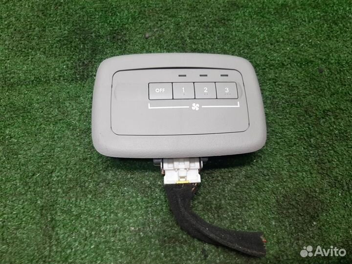 Панель управления отопителя Mitsubishi Grandis 20