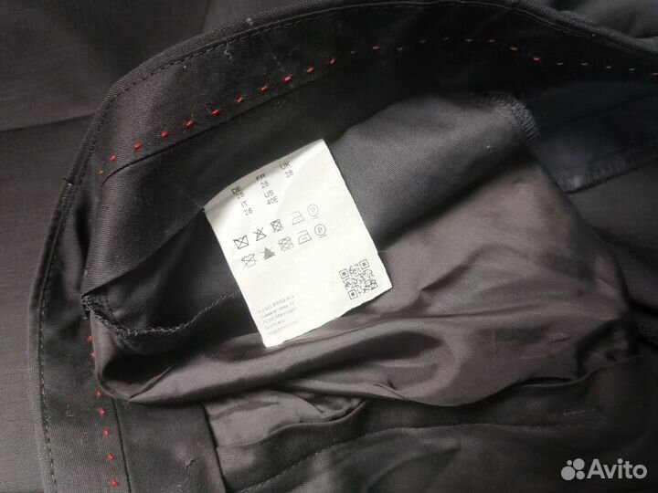 Брюки Hugo Boss 28 размер 56. Шерсть. Оригинал