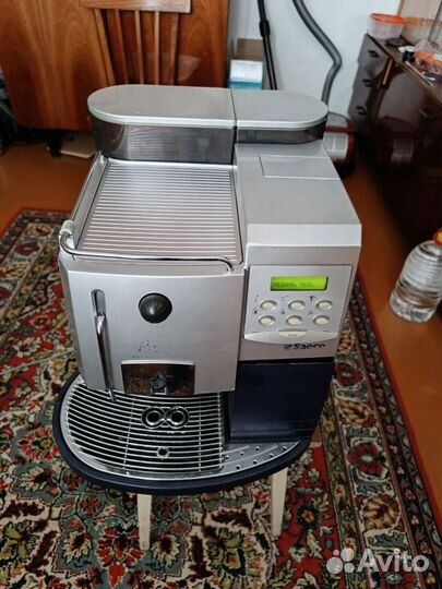 Кофемашина saeco