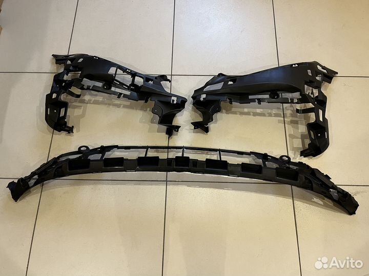 Комплект скелетов бампера Mercedes W213 AMG дорест