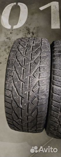 Kormoran SnowPro 205/50 R17 93V
