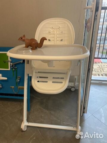 Стул для кормления малыша