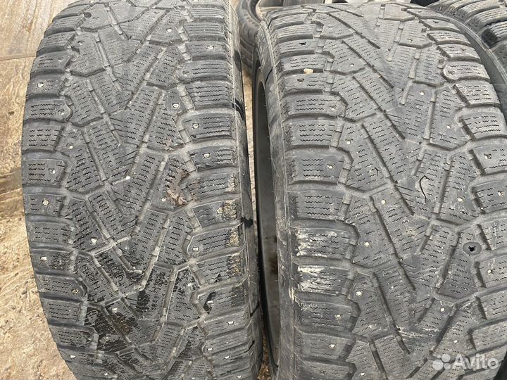 Pirelli Ice Zero 245/45 R18