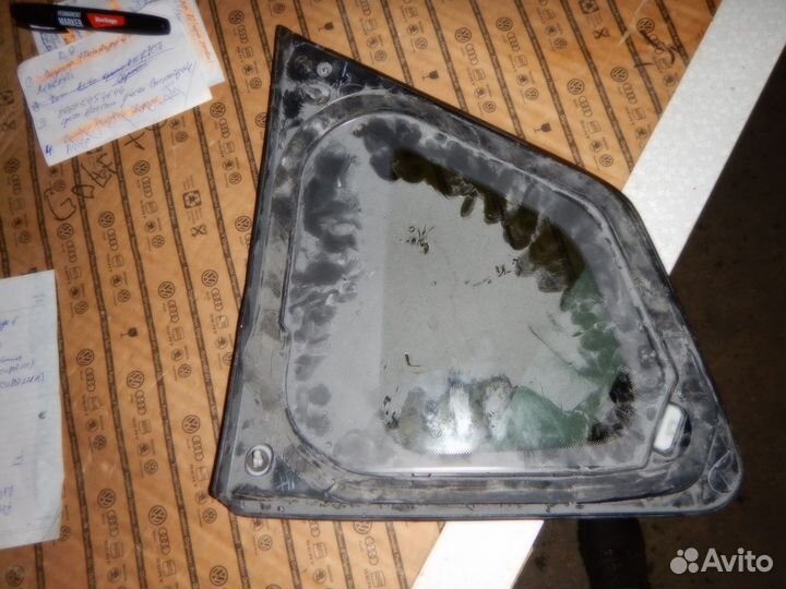 Стекло глухое правое Nissan X-trail T32