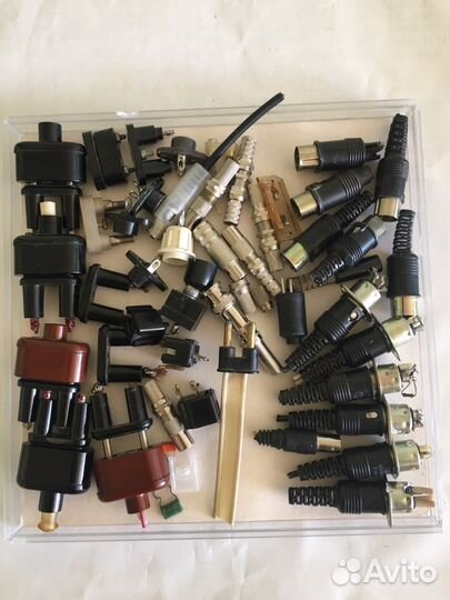 Вилки сетевые полярные и гнезда к ним