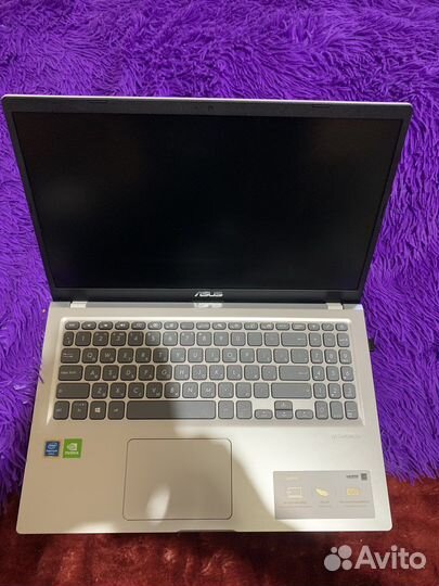 Ноутбук asus