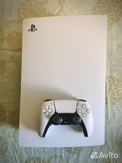 PS5 с 11 крутыми играми и дисководом