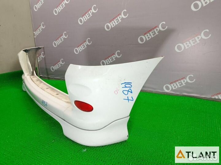 Бампер задний toyota funcargо