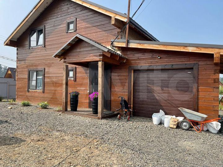 Дом 169 м² на участке 9 сот.