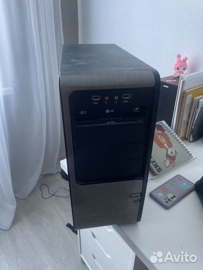Компьютер системный блок