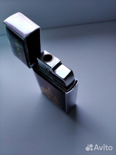 Зажигалка Москва