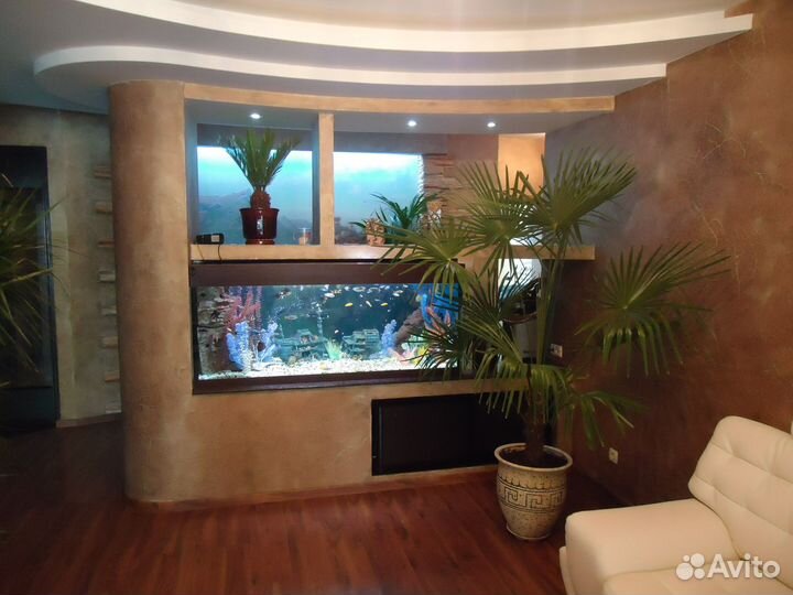 Аквариумы и террариумы в наличии и на заказ