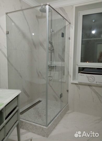 Душевой уголок