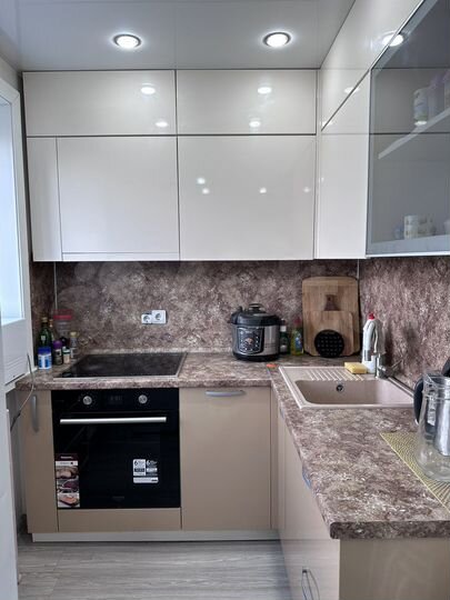 2-к. квартира, 56,6 м², 3/6 эт.