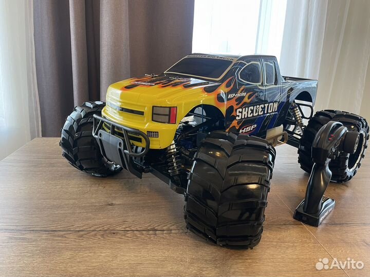 Радиоуправляемая модель с двс Skeleton