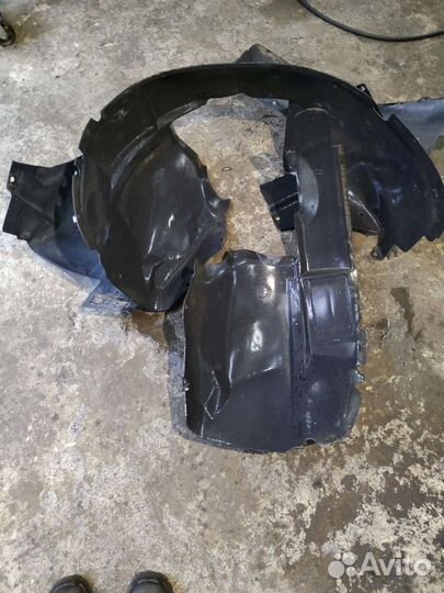 Подкрылки Додж караван Вояджер 4