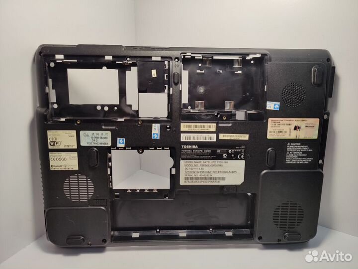 Поддон для ноутбука Toshiba Satellite P200-199