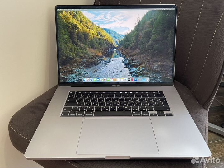 Apple Macbook Pro 16 2019(2020) i7 16 gb ssd 500