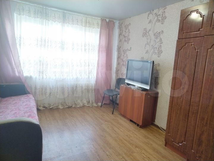 Комната 18,6 м² в 9-к., 2/5 эт.