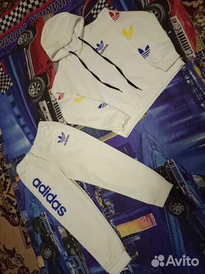 Спортивный костюм adidas 116